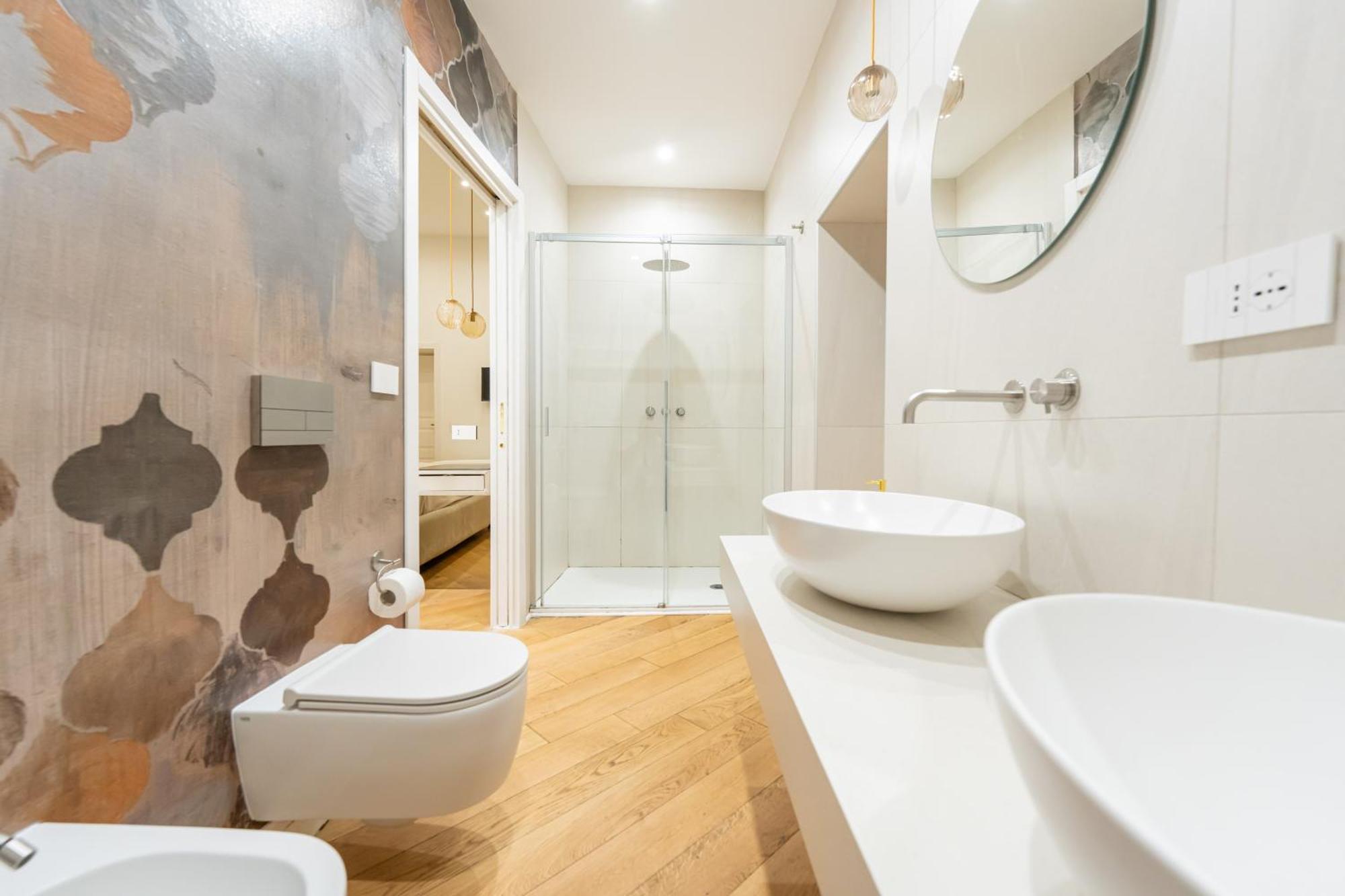 Aristocrat Chiaia Bridge Apartment Наполи Екстериор снимка